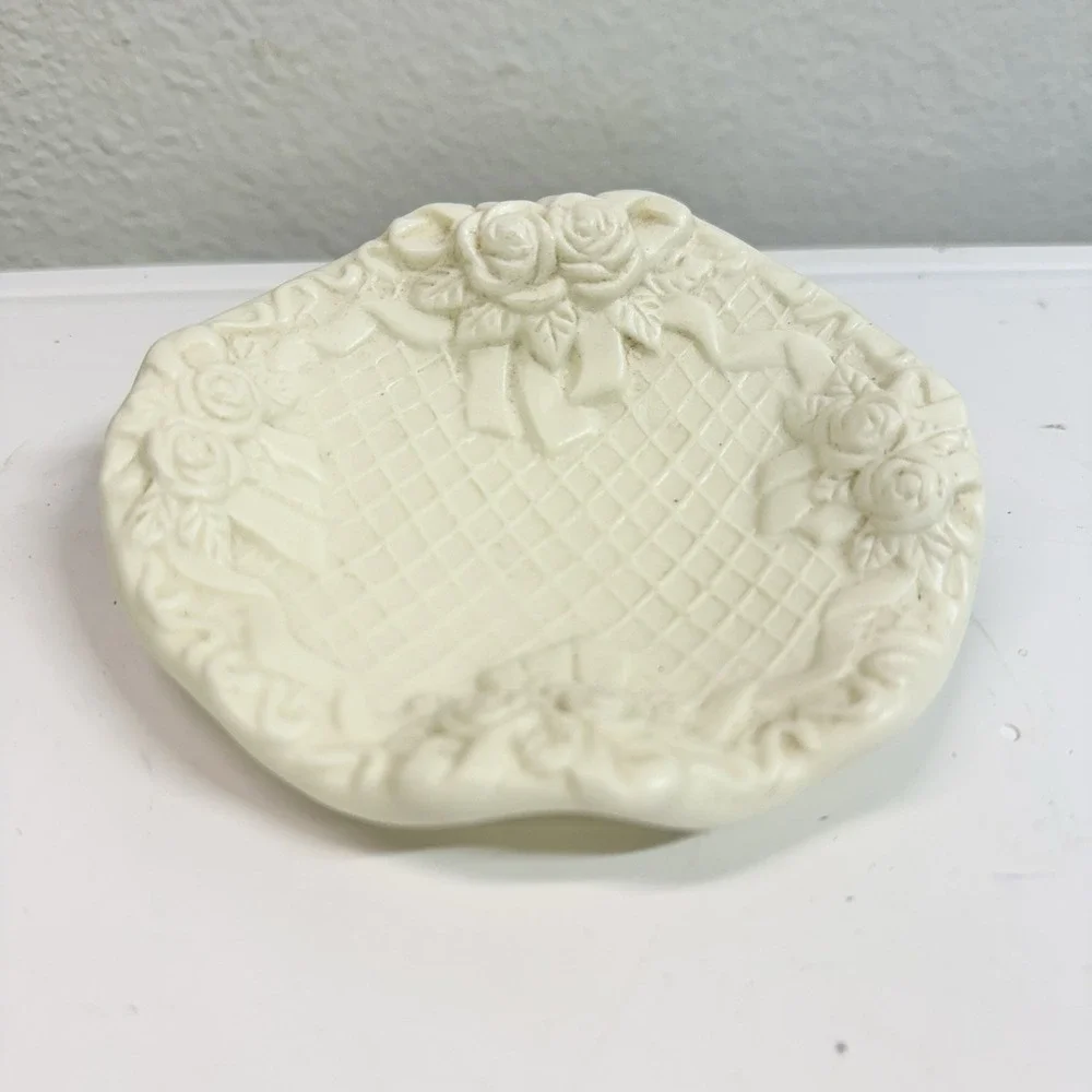 Vintage Off White Bisque Porcelain Rose Ribbon Ring Trinket‎ Dish 4.75